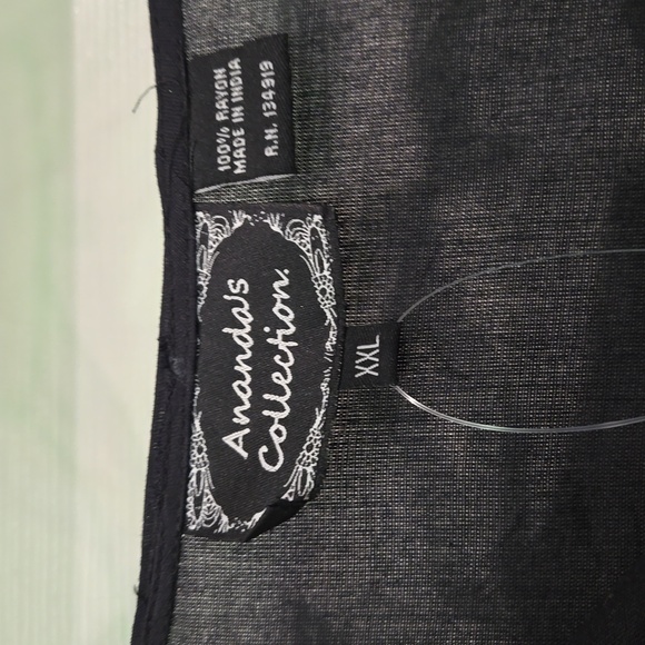 Amanda's Collection black top NWT - Picture 2 of 8